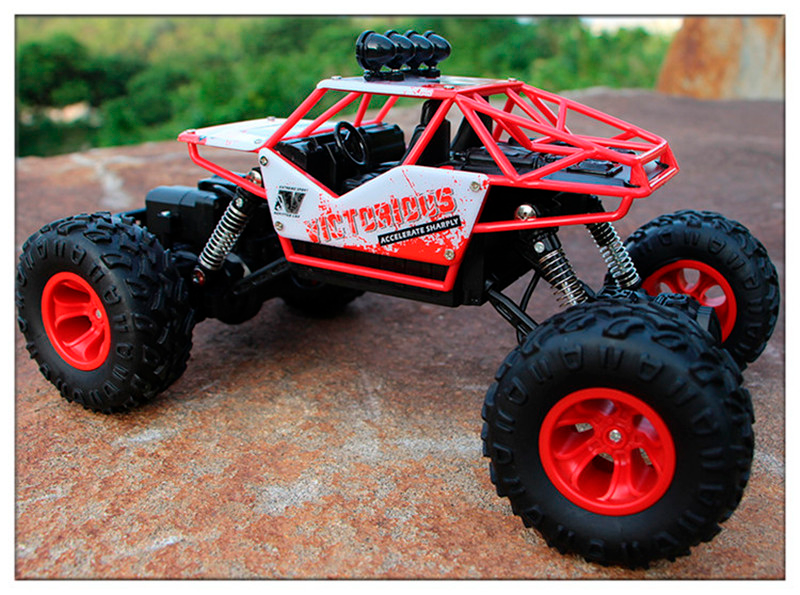 Carro de Controle Remoto Off-Road 1:12 / 1:16 4WD