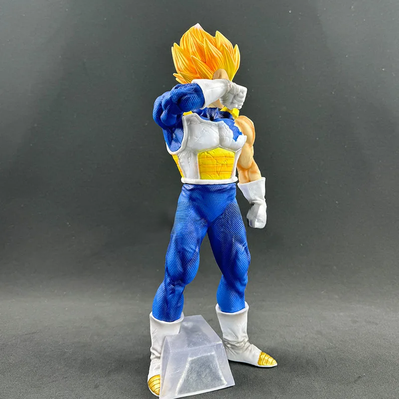 Boneco Anime Dragon Ball Z Vegeta 28cm