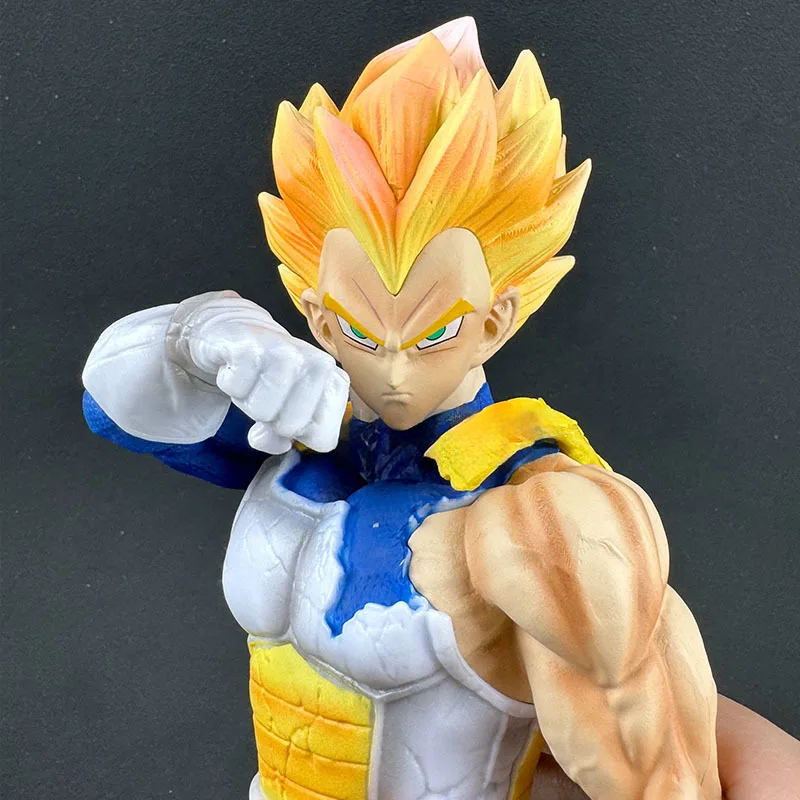 Boneco Anime Dragon Ball Z Vegeta 28cm